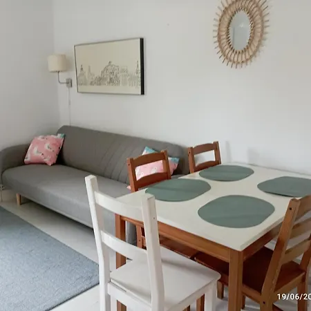 Апартаменты La Revilla Apartment, *